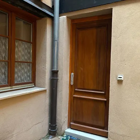 Two Steps To Cathedral *